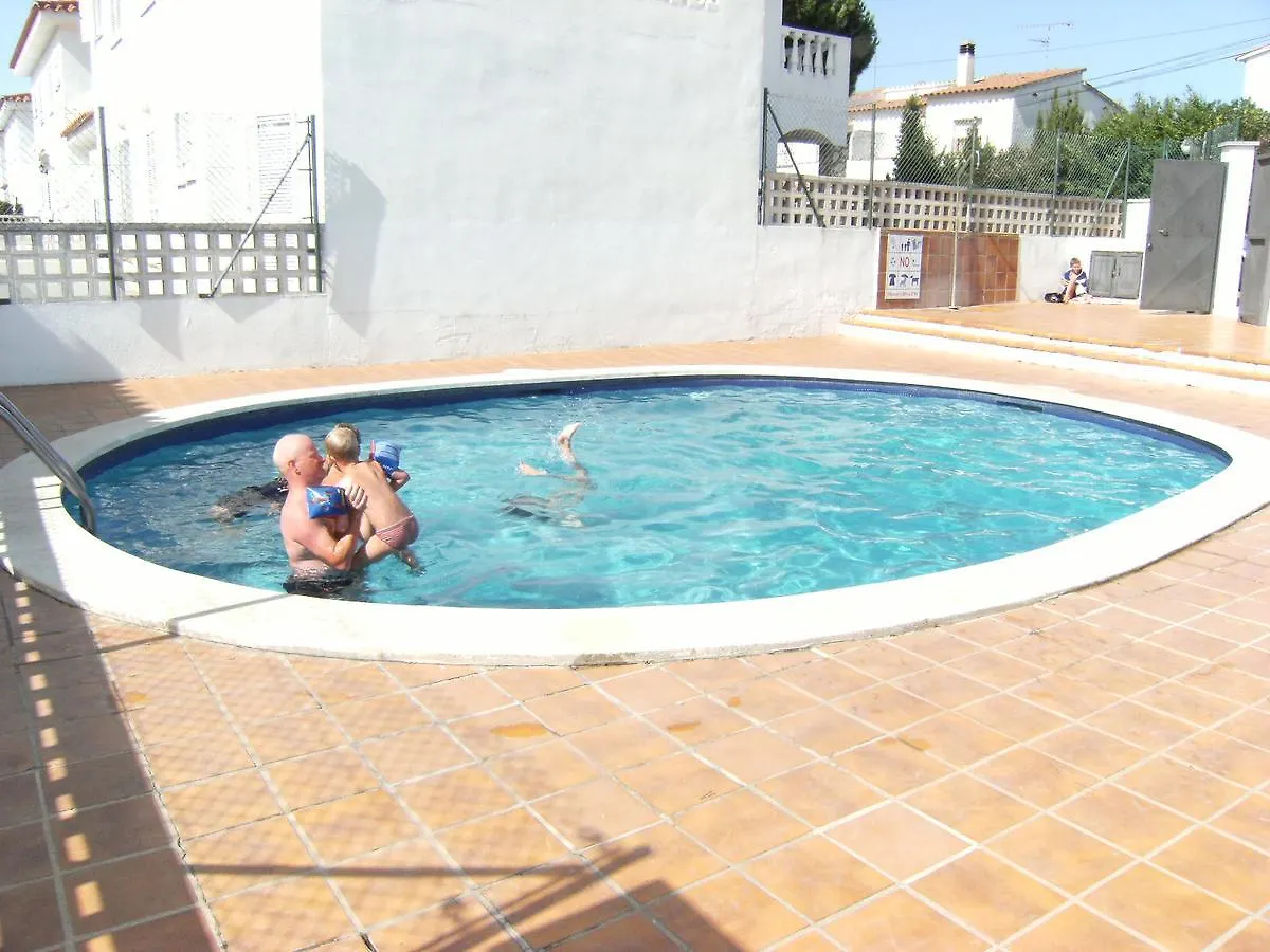 Holiday home La Vinya I - Casas Adosadas L'Escala Spain